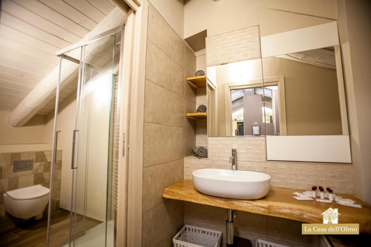 La Casa Dell'Olmo - Suite Apartment クーネオ エクステリア 写真
